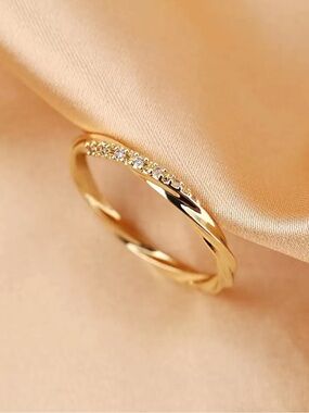 Cubic Zirconia Decor Twist Ring